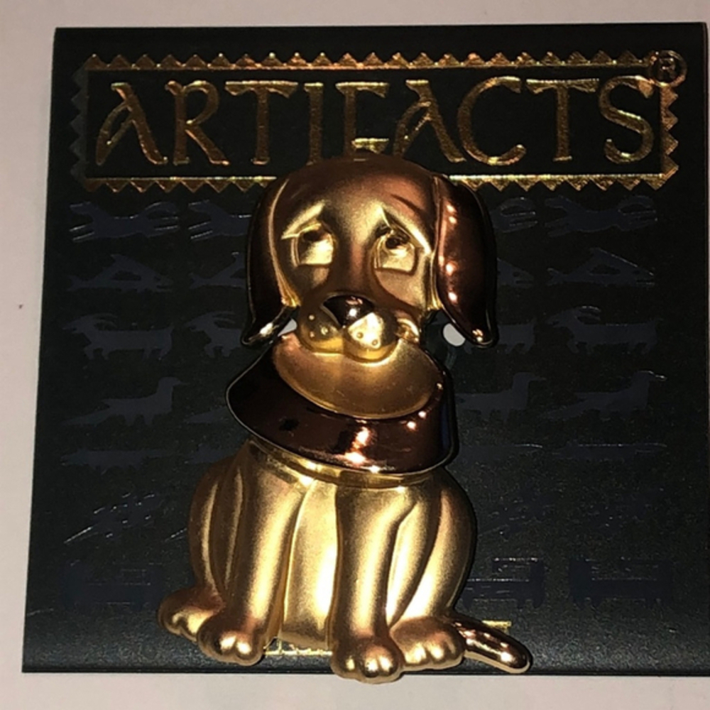 JJ Signed Artifacts Soft Satin Gold Tone Dog Brooch Shoulder Pin